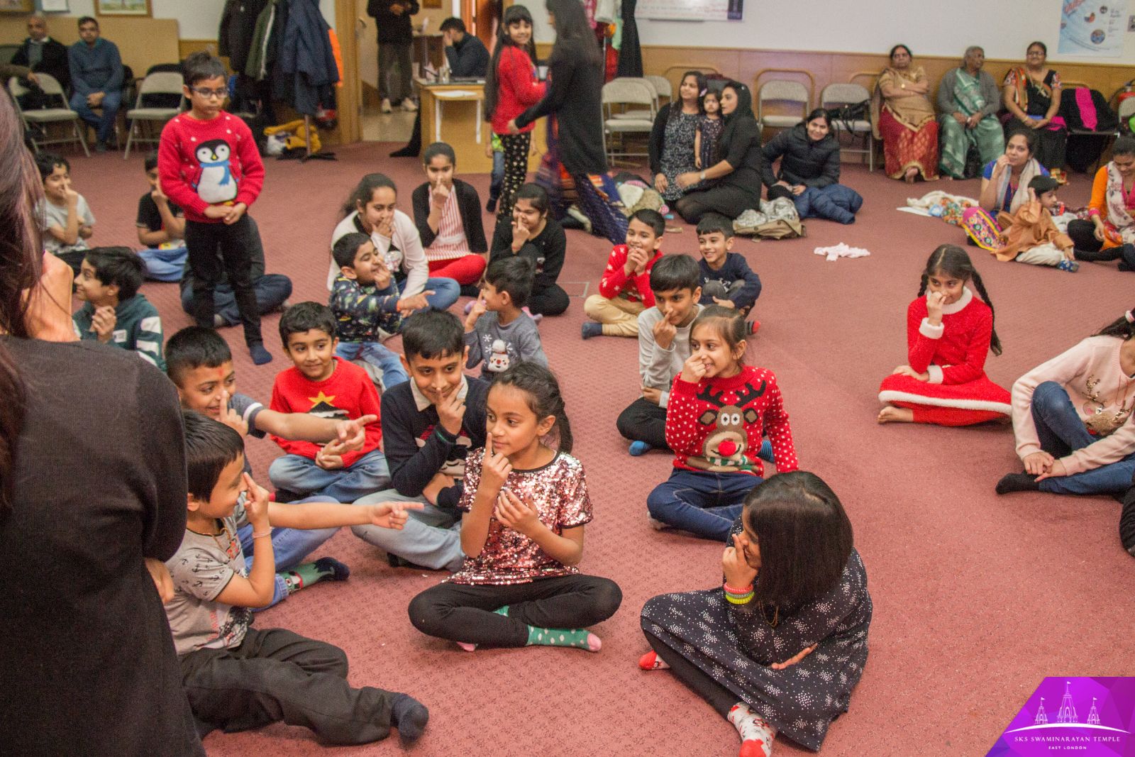 ©1987-2017 SKS Swaminarayan Temple East London